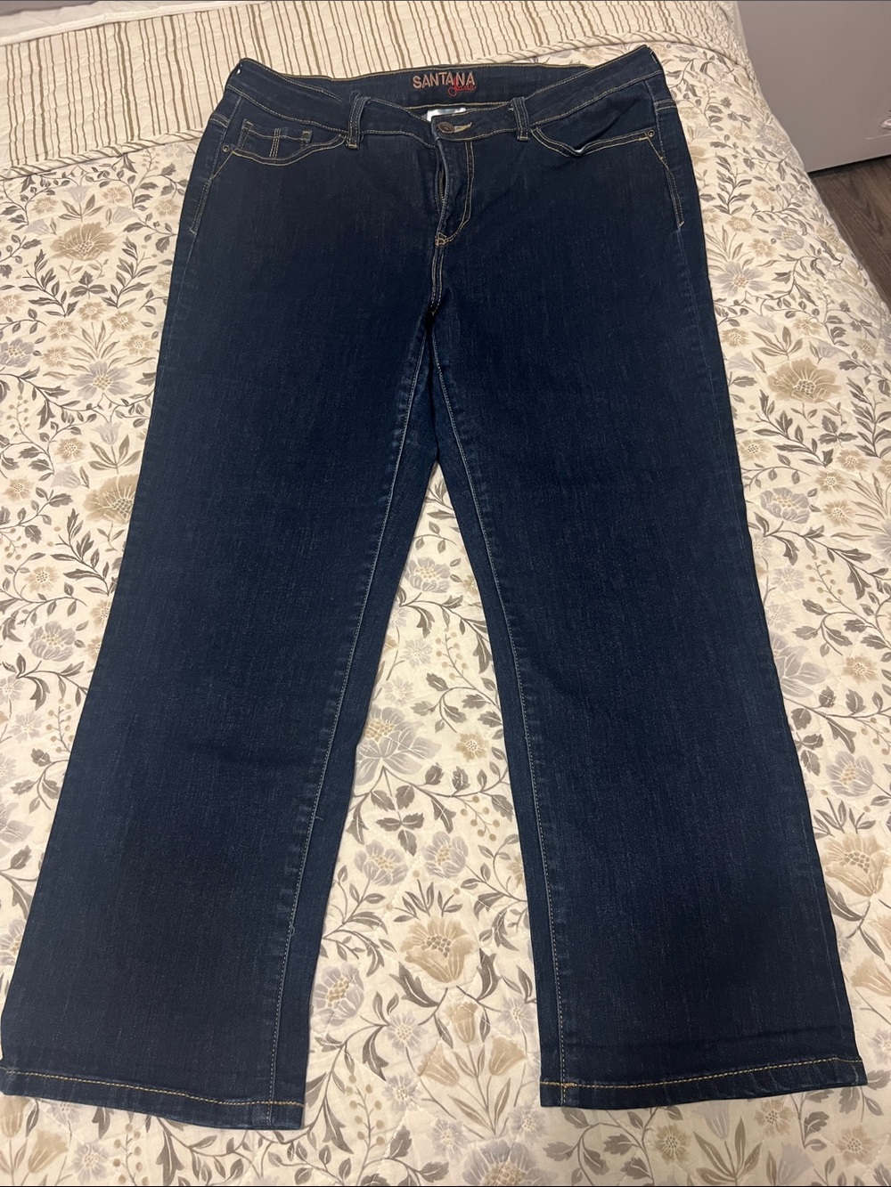 Women's Dark Blue Straight-Leg Capris